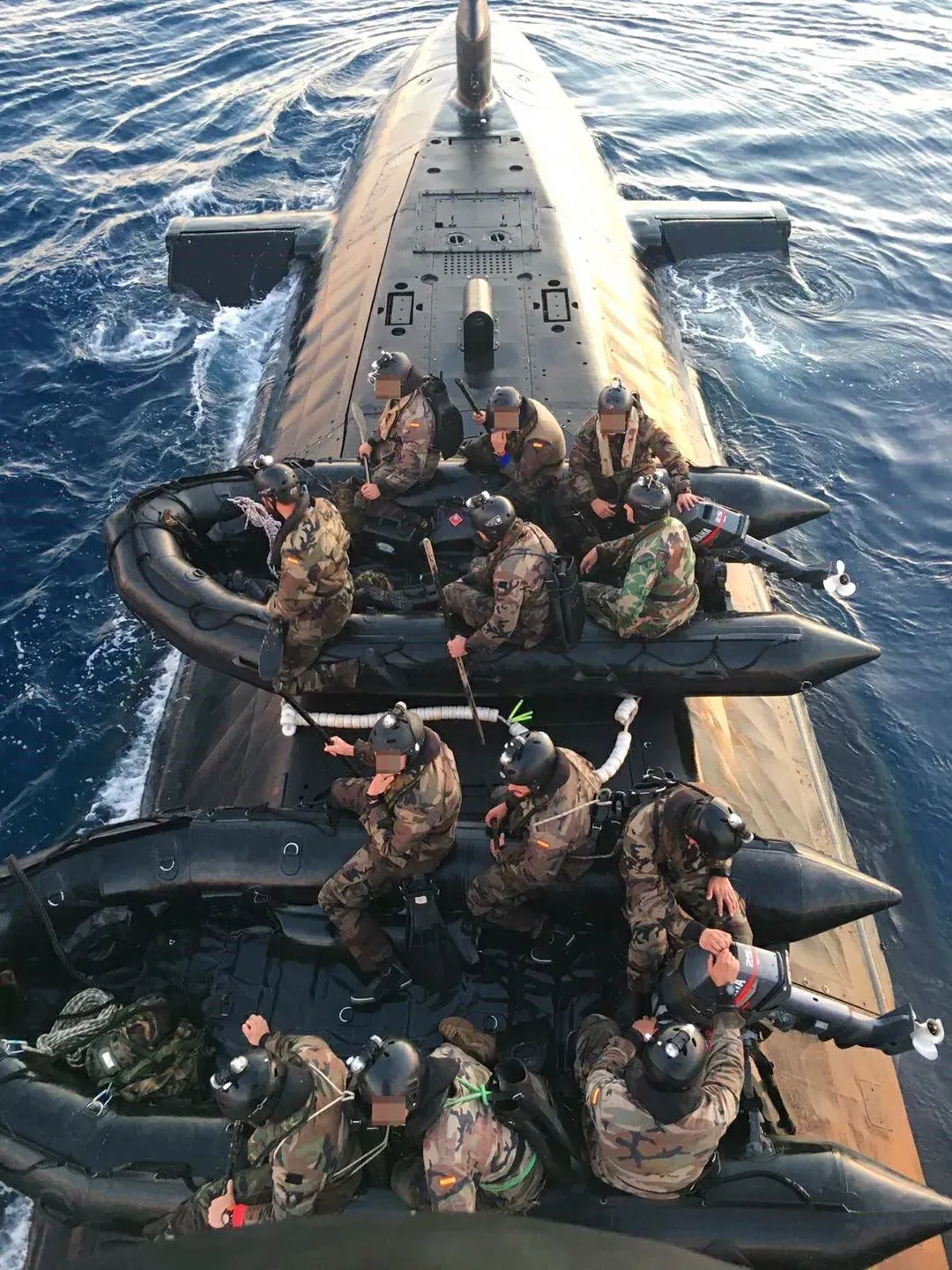 Submarine Navy Seals: Operation Urgent Fury In Grenada With Military Submarine Deployment