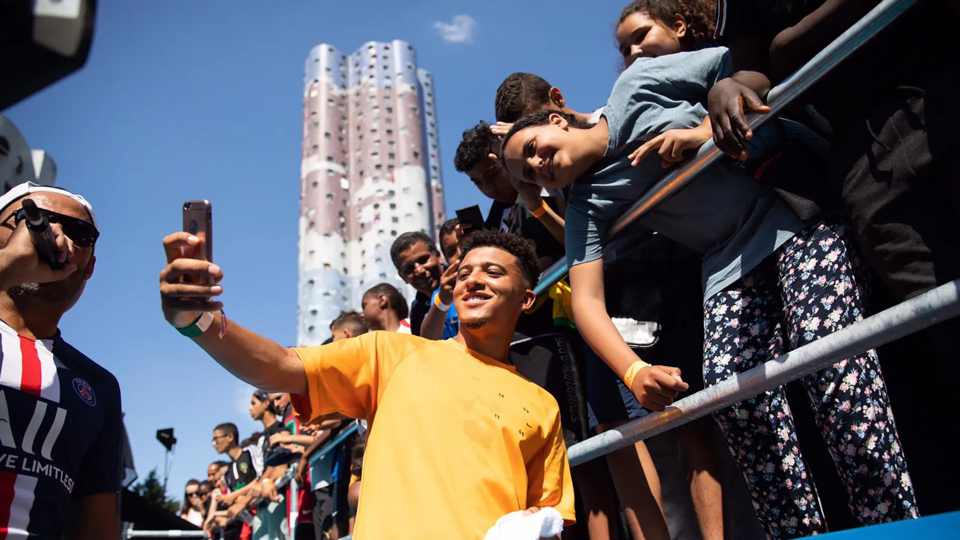 Manchester United Outcast Jadon Sancho Spotted In Paris Over The Weekend As He Helps Nike Launch Their Latest Mercurial Boot 😍😍.Tđ