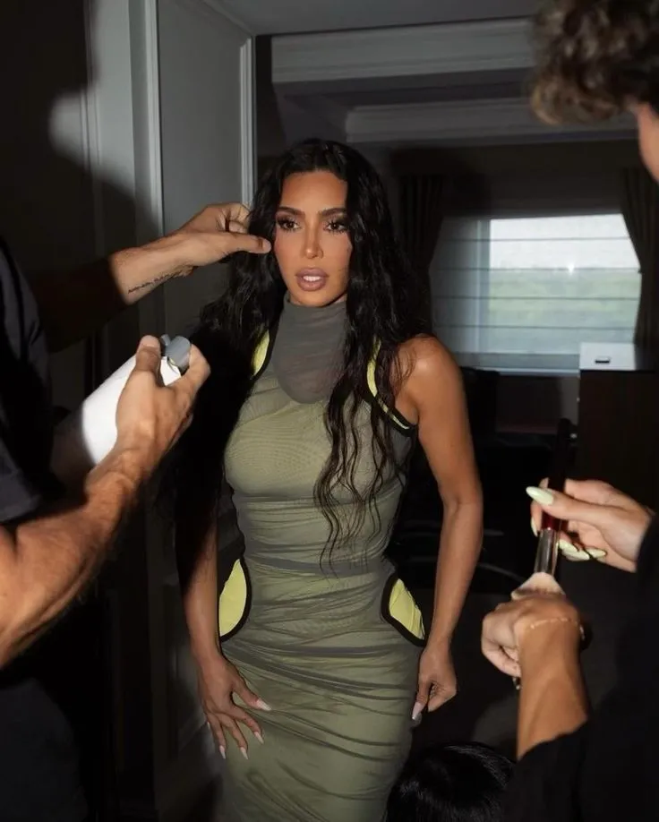 Kim Kardashian Looks Stunning In A Tight Blue Dress As She Shares Picture That Sends Fans Into A Frenzy