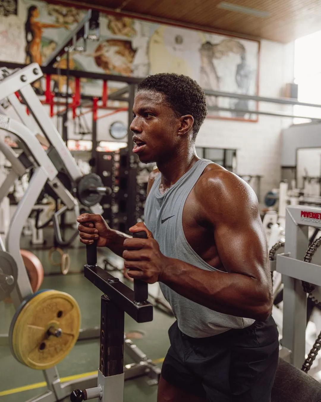 Tyrell Returns: Man Utd Star Malacia Puts In Serious Gym Work To Rejoin Squad After Extended Absence.Tđ