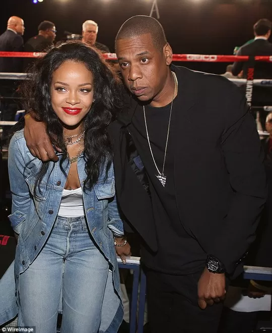 Jay-Z Under Investigation After Video Evidence Surfaces Of Him “Selling” Rihanna To Diddy. – Vc