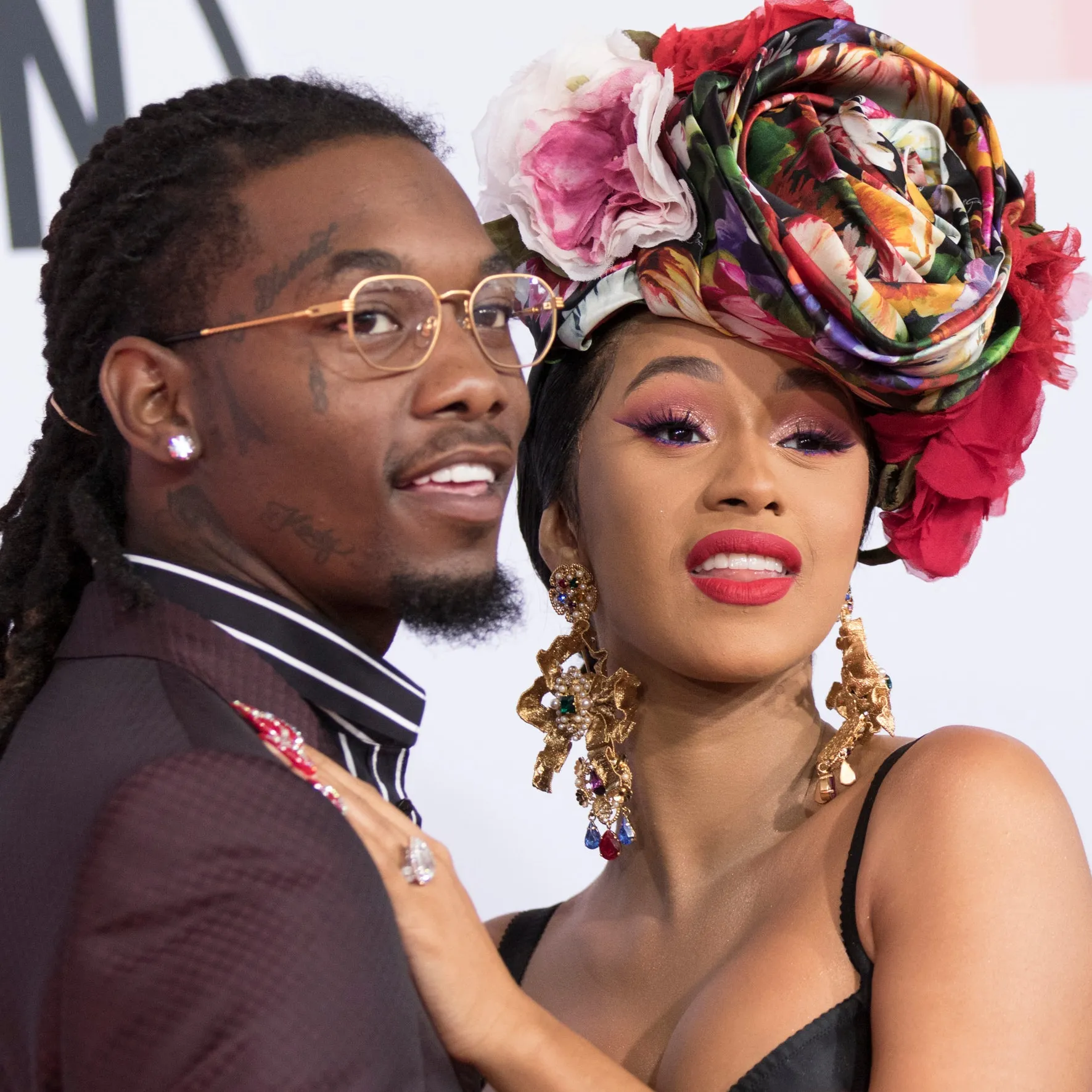 Offset Starts Massive F!Ght With Drake. As Cardi B Just Revealed Drake Is Her New Lover Live On X. – Vc