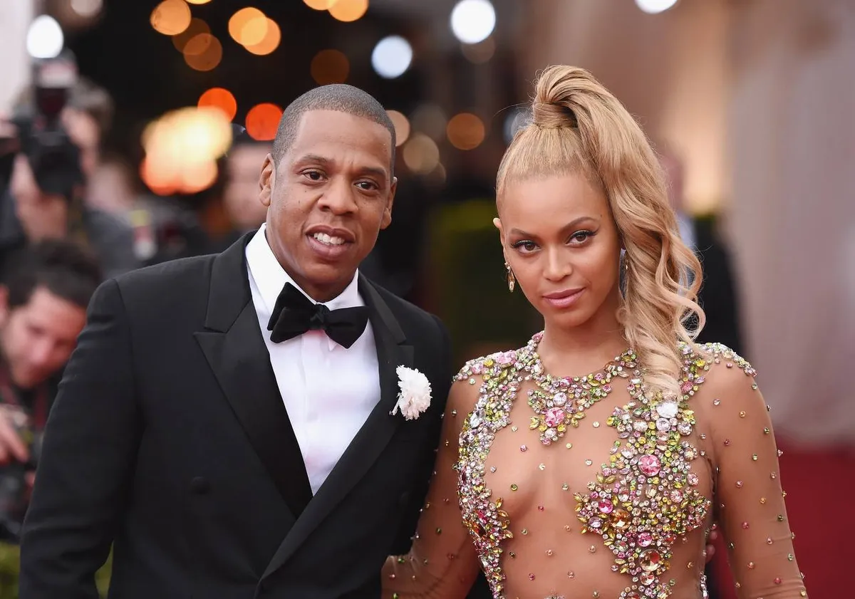 Beyoncé Recently Admitted That She Kept A Secret From Jay-Z, The Truth Is That She Was Forced To Sleep With Diddy At A Party With Many Guests Before, But What’S More Horrifying Is That He… Anhtruc.