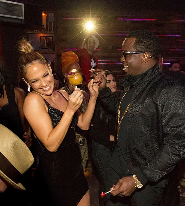 50 Cent L3Aks Footage Of J.Lo & A Min0R At Diddy Fr3Ak0Ffs | This Is Why Ben Affleck Left? –