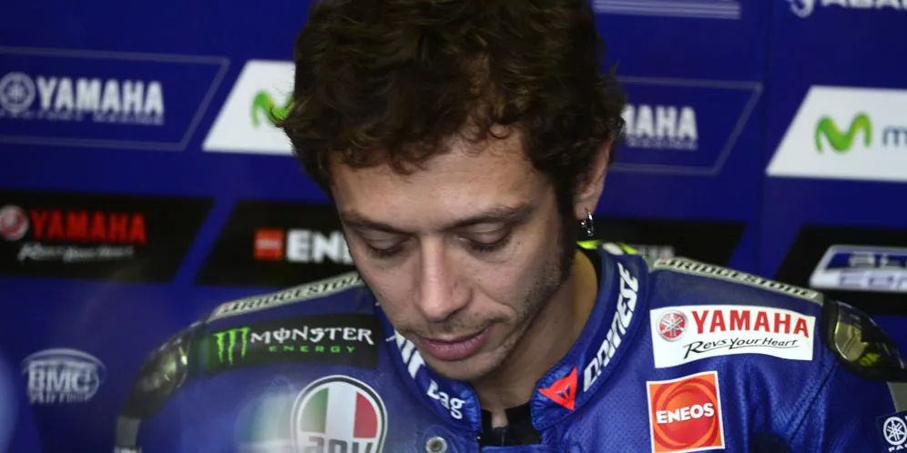 "Permanent Revocation of Legend Title" He was stripped of the title by the FIM, Valentino Rossi cursed furiously, accompanied by the mockery of Marc Marquez's girlfriend.