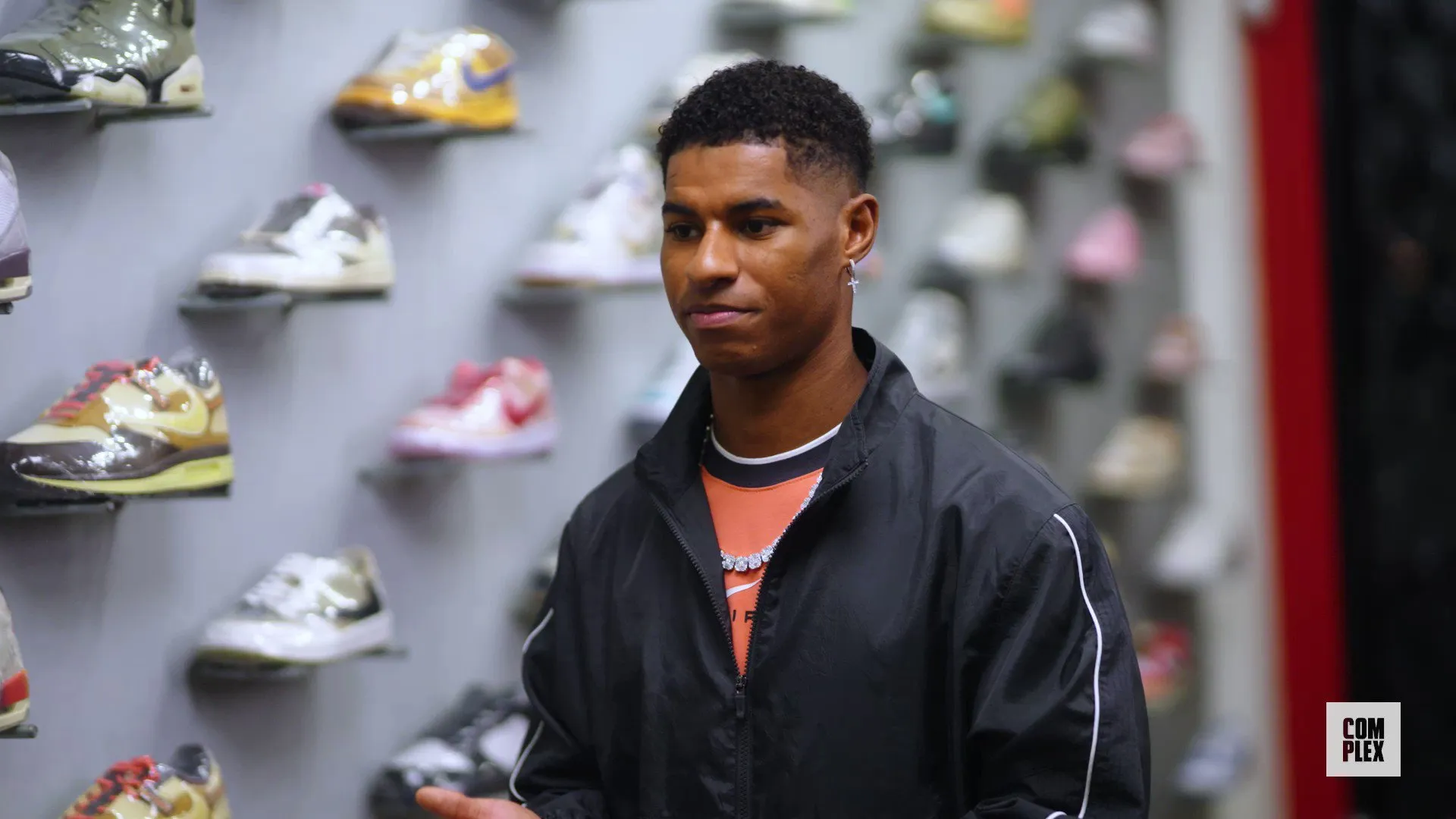 Complex on X: "@MarcusRashford joins Joe La Puma on a brand new episode of Sneaker Shopping. WATCH now: https://t.co/gYF1g8Y94f Presented by @CallofDuty https://t.co/0TSsDbDjQj" / X