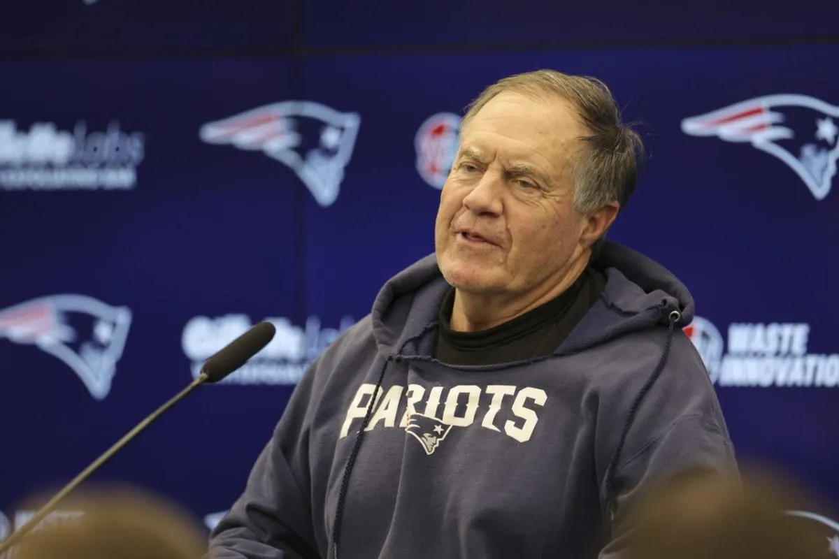 Coach Belichick Lays Down The Law: “No Anthem Kneeling Allowed This Season—Zero Tolerance!”