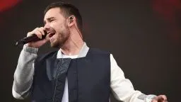 Passerby: My Friend And I Called The Police When We Saw Him Climbing Onto The Balcony But It Was Too Late. Before Jumping Down, Liam Payne Was Holding Something In His Mouth And Smiling While Saying… See More.Ts.