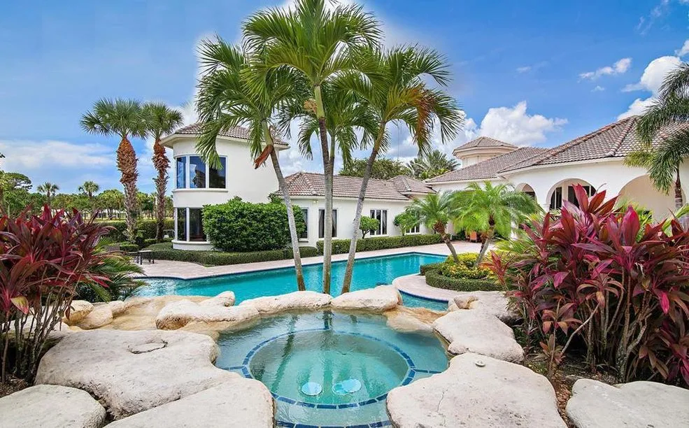 Inside The Stunning £2.1M Florida Mansion Venus Williams Has Put Up For Sale