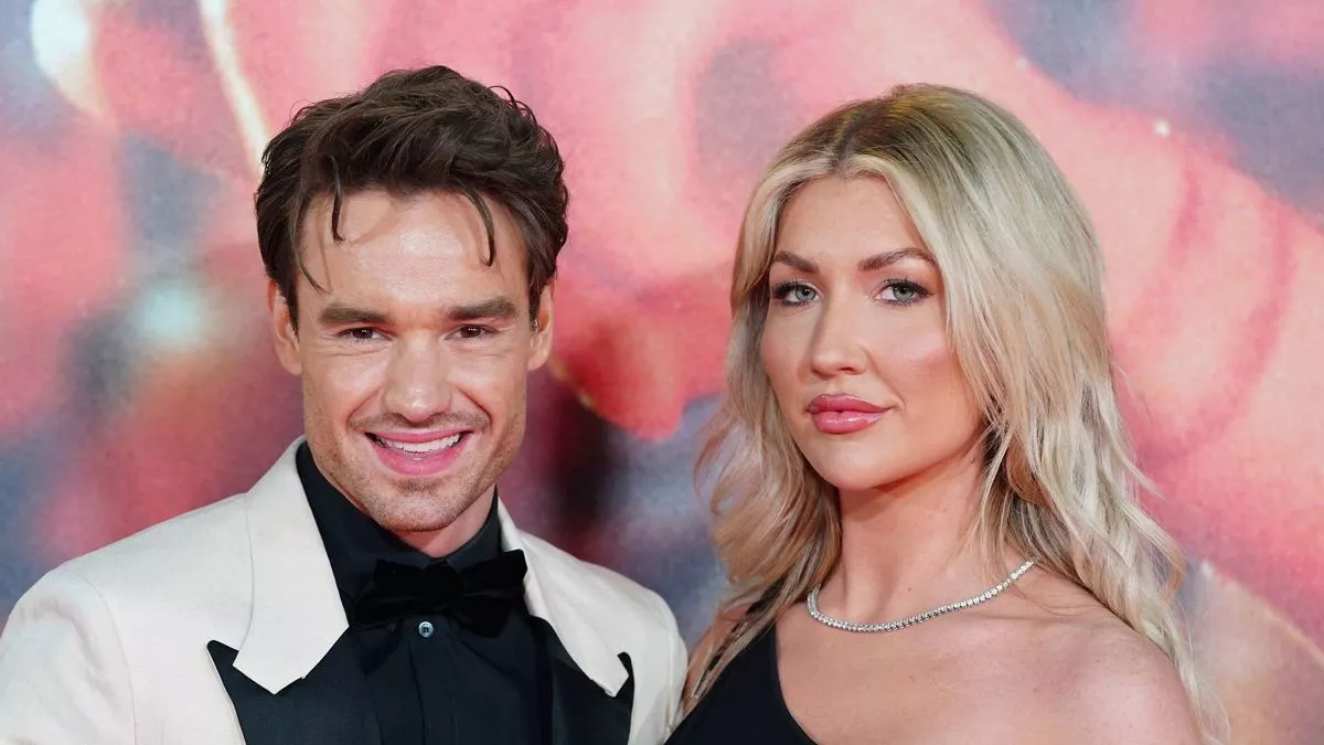 Liam Payne’S Girlfriend, Katie Cassidy, Was Scolded By Liam’S Mother Because She Thought She Had Planned To Kill Him In Advance, Because The Two Had Had Many Conflicts Before, Especially The Phone Call Of… See More.Ts.