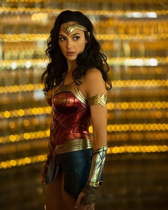 🌎 Gal Gadot Causó Revuelo Cuando Admitió Haber “Intercambiado” Cuerpos Con Diddy Y Varios Hombres Para Obtener El Papel De Wonder Woman