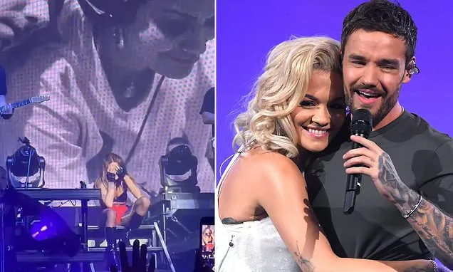 El momento desgarrador en el que Rita Ora se derrumba en el escenario apenas horas después de la muerte de Liam Payne mientras cantaban una canción que grabaron juntos | Daily Mail Online