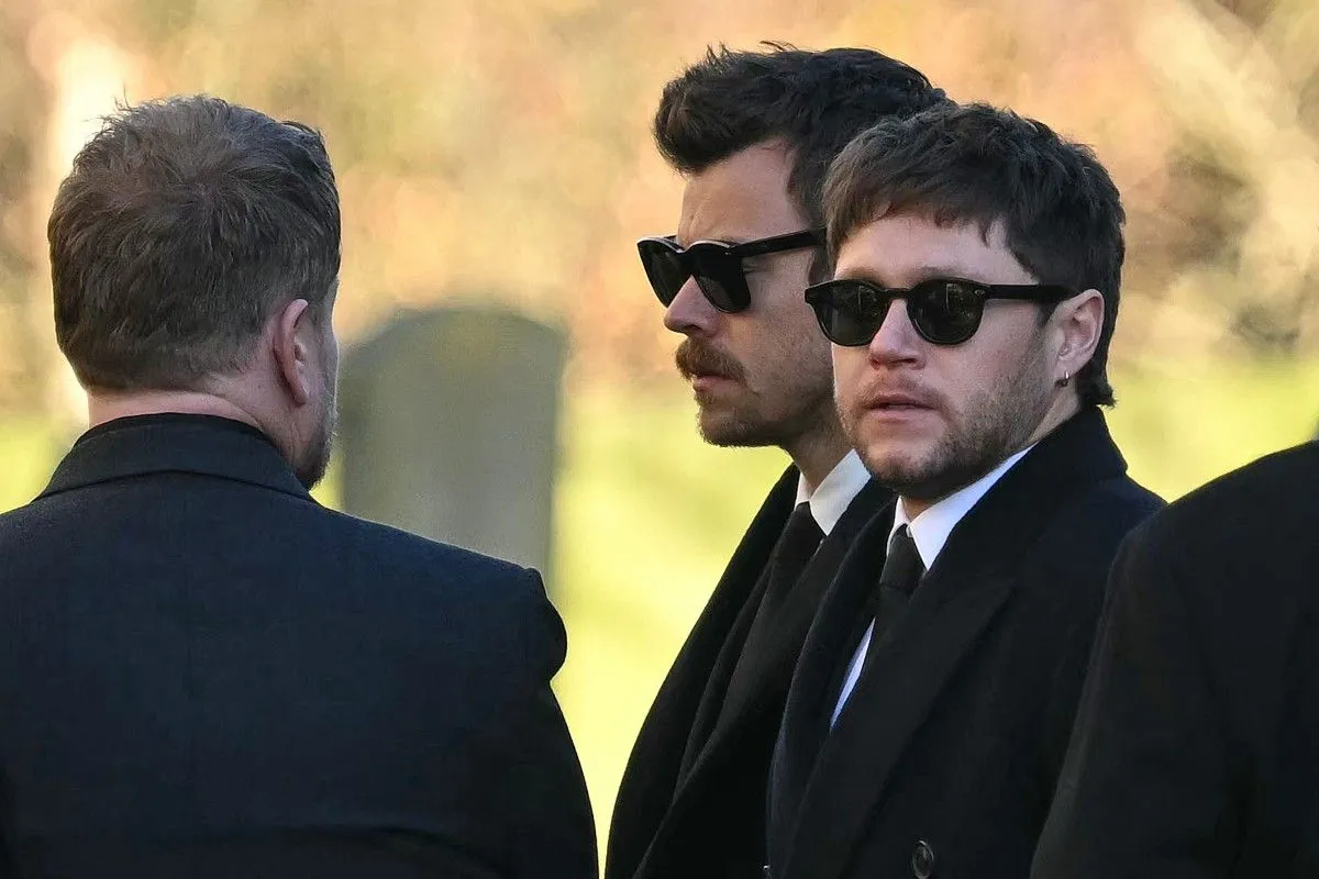 Liam Payne’S Son, Simon Cowell And Former Band Members Attend Funeral Of One Direction Star Liam Payne