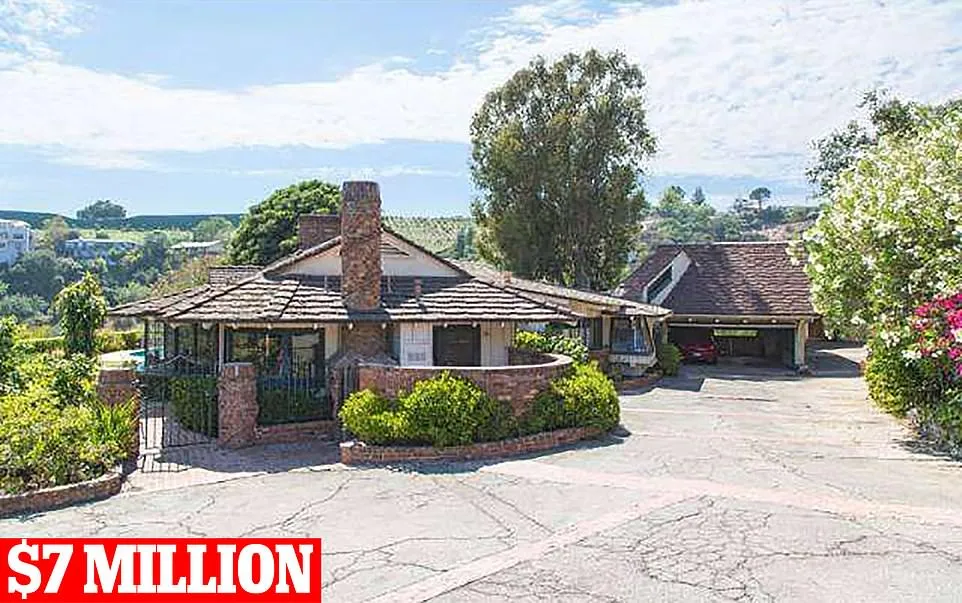 Musk comprou esta casa, que antes pertencia ao lendário ator Gene Wilder