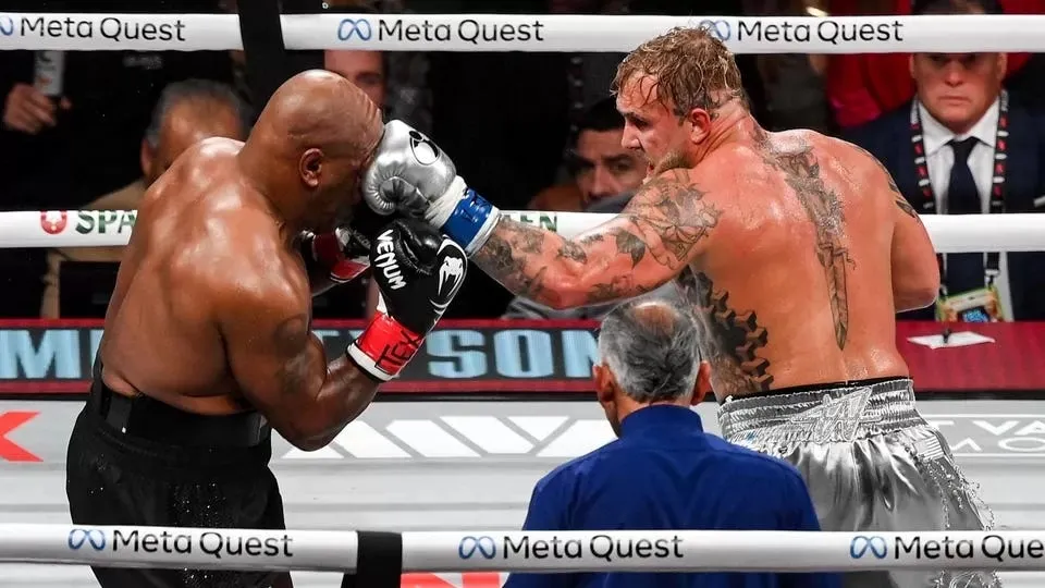 🔴Jake Paul Was Knocked Out By Mike Tyson With Just Two Punches In The Rematch Behind Closed Doors! Leaked Information… 2 🔴Jake Paul Was Knocked Out By Mike Tyson With Just Two Punches In The Rematch Behind Closed Doors! Leaked Information…