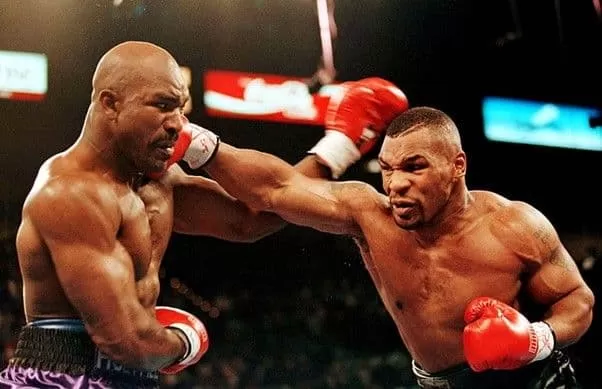 “Floyd Mayweather Fights Mike Tyson” Mayweather Fought Mike Tyson In Private Match With Unexpected Results, And Mayweather Accused Mike Tyson Of ‘Stealing’ Money From The Public 2 “Floyd Mayweather Fights Mike Tyson” Mayweather Fought Mike Tyson In Private Match With Unexpected Results, And Mayweather Accused Mike Tyson Of ‘Stealing’ Money From The Public