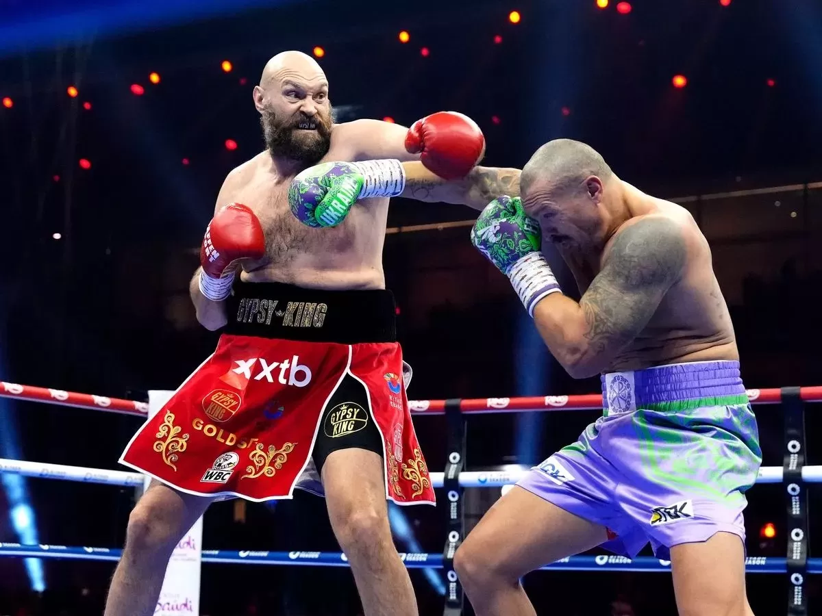 “The End Of Tyson Fury”!! Oleksandr Usyk Gets A 2Nd Round Knockout, Knocking Fury Unconscious And Costing Him $35 Million In Prize Money 1 “The End Of Tyson Fury”!! Oleksandr Usyk Gets A 2Nd Round Knockout, Knocking Fury Unconscious And Costing Him $35 Million In Prize Money