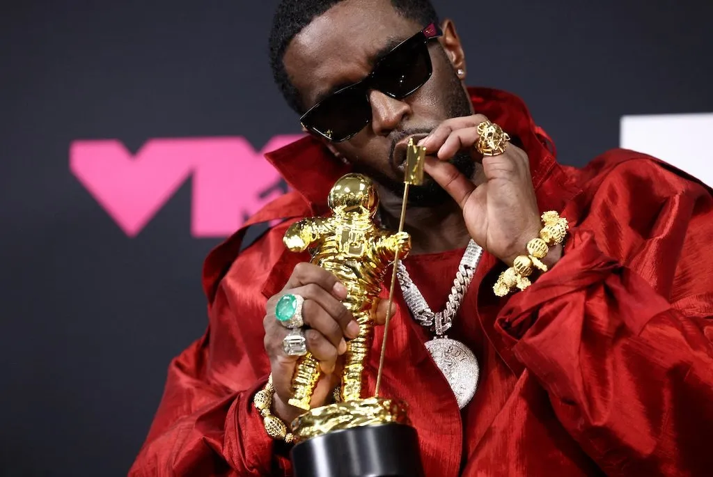 BOMBE : La fille de Diddy CONFIRME de nouveaux détails sur Diddy que nous savions depuis toujours… (C’est mauvais !) 1 BOMBE : La fille de Diddy CONFIRME de nouveaux détails sur Diddy que nous savions depuis toujours… (C’est mauvais !)