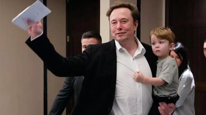 Amid A Custody Dispute With His Ex-girlfriend Grimes, Elon Musk, The World’s Richest Billionaire, Brought His Three-year-old Son To An Event In Austin, Texas, Where He Made A Noteworthy Gesture 2 Amid A Custody Dispute With His Ex-girlfriend Grimes, Elon Musk, The World’s Richest Billionaire, Brought His Three-year-old Son To An Event In Austin, Texas, Where He Made A Noteworthy Gesture