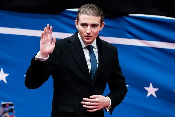 Barron Trump notices a pregnant woman working hard at a gas station, visibly exhausted, but what shocked everyone the most was his unexpected action immediately afterward.