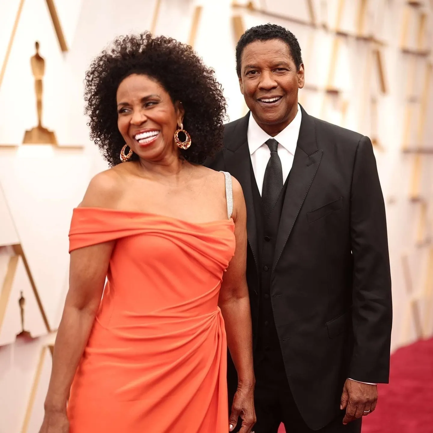 SAD NEWS: 30 minutes ago, Actor Denzel Washington, along with his family and their four children, announced that his wife – Pauletta Washington had … 1 SAD NEWS: 30 minutes ago, Actor Denzel Washington, along with his family and their four children, announced that his wife – Pauletta Washington had …