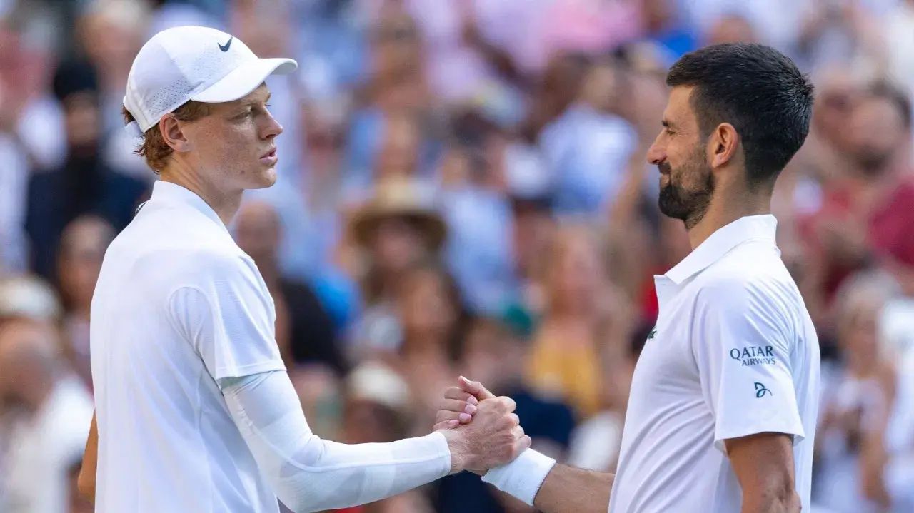 Jannik Sinner Analyzes Matches Against Novak Djokovic After Wimbledon Triumph: “He Makes Us Better Players” 1 Jannik Sinner Analyzes Matches Against Novak Djokovic After Wimbledon Triumph: “He Makes Us Better Players”